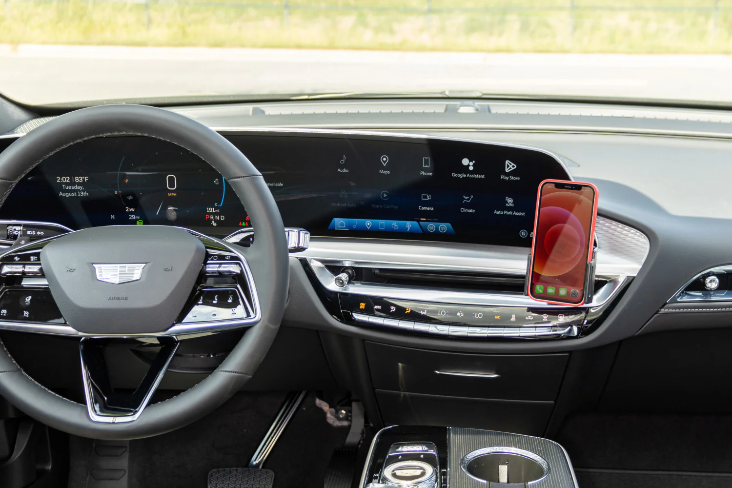 Cadillac Lyriq Angled Dash Mount - Image 8