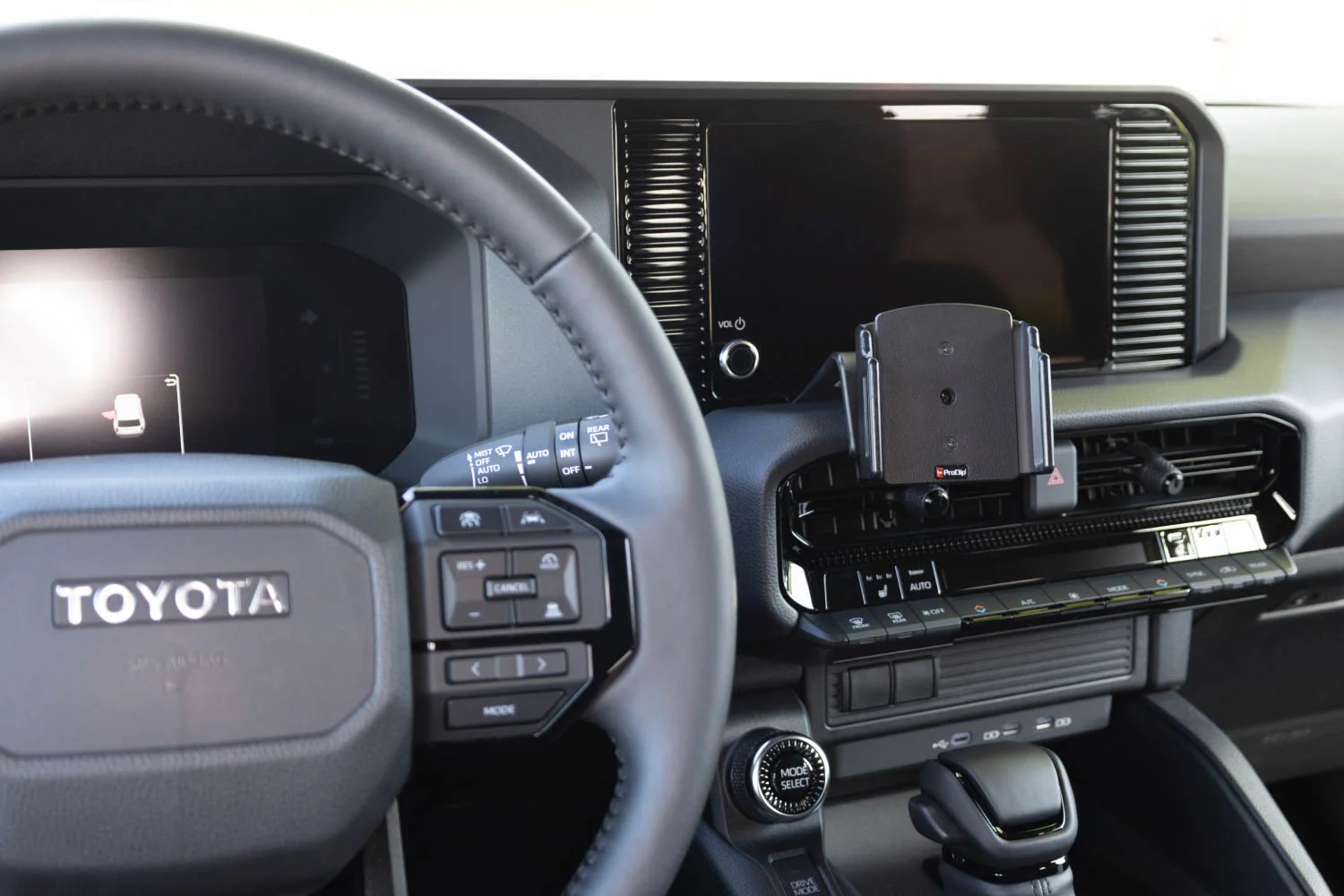 Toyota Land Cruiser Center Dash Mount - Image 8