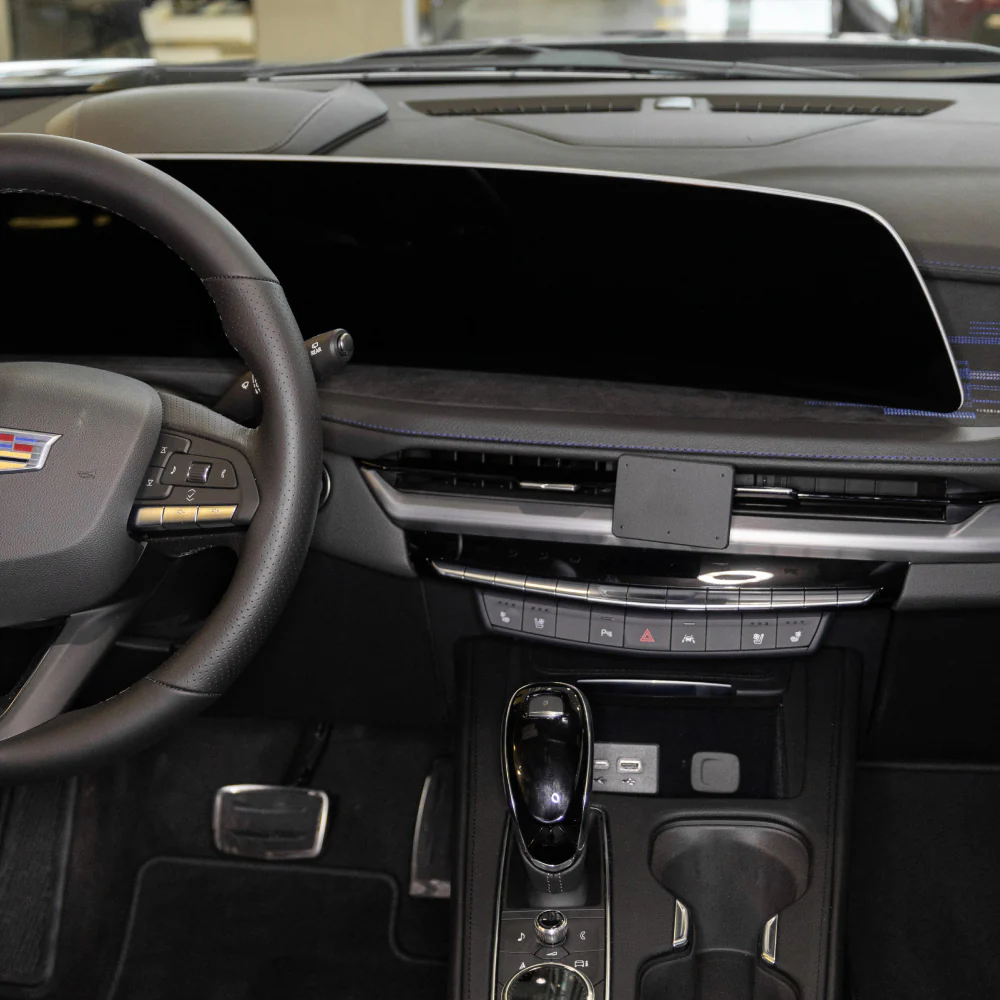 Cadillac XT4 Center Dash Mount - Image 2