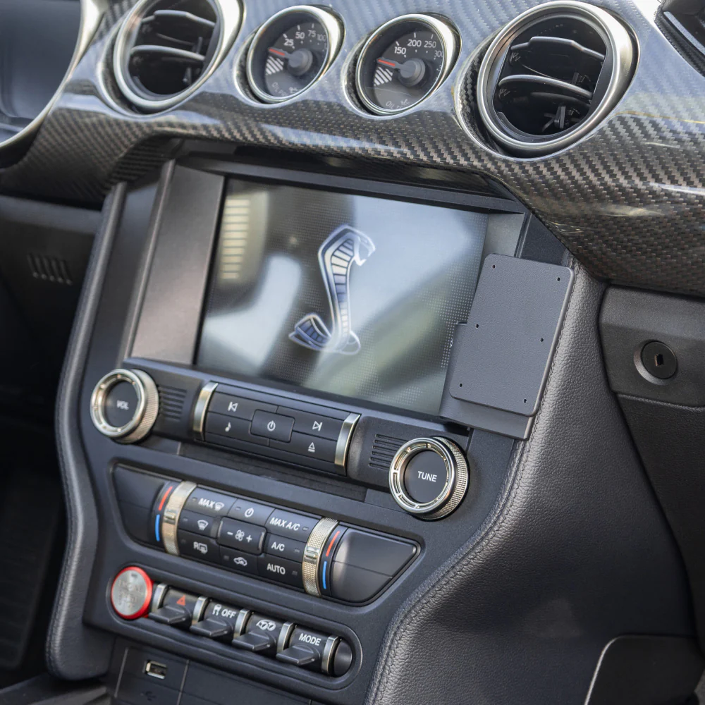 Right Center Dash Mount for Ford Mustang