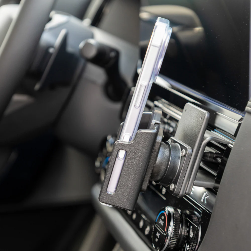 Center Dash Mount for Nissan Pathfinder - Image 10