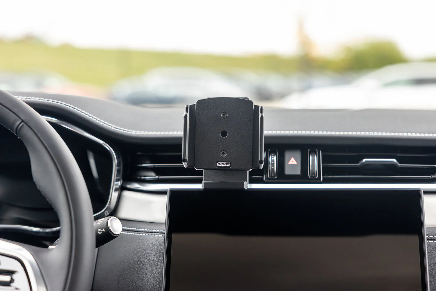 Jaguar F-Pace Center Dash Mount - Image 4