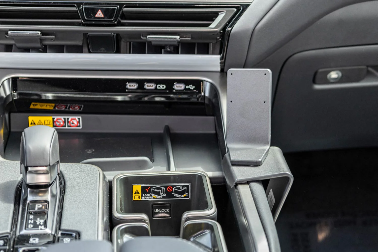 Lexus TX Console Mount - Image 2