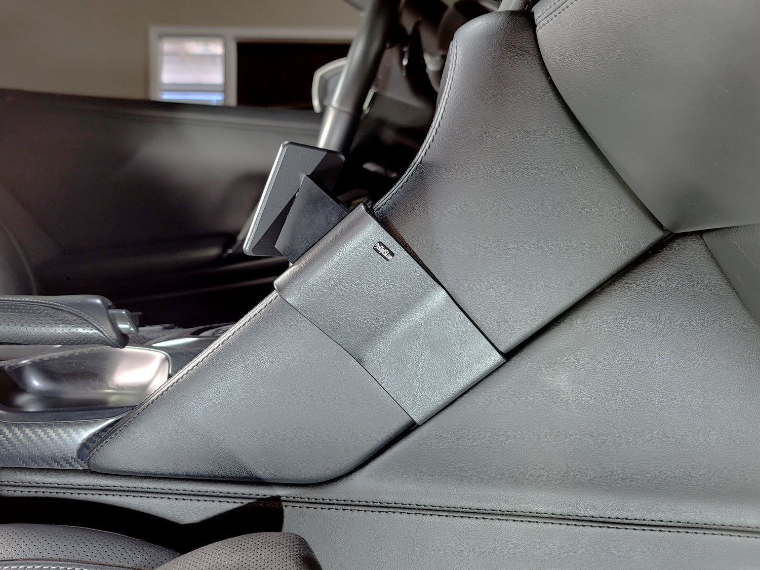 Angled Dash Mount for Nissan GTR - Image 5
