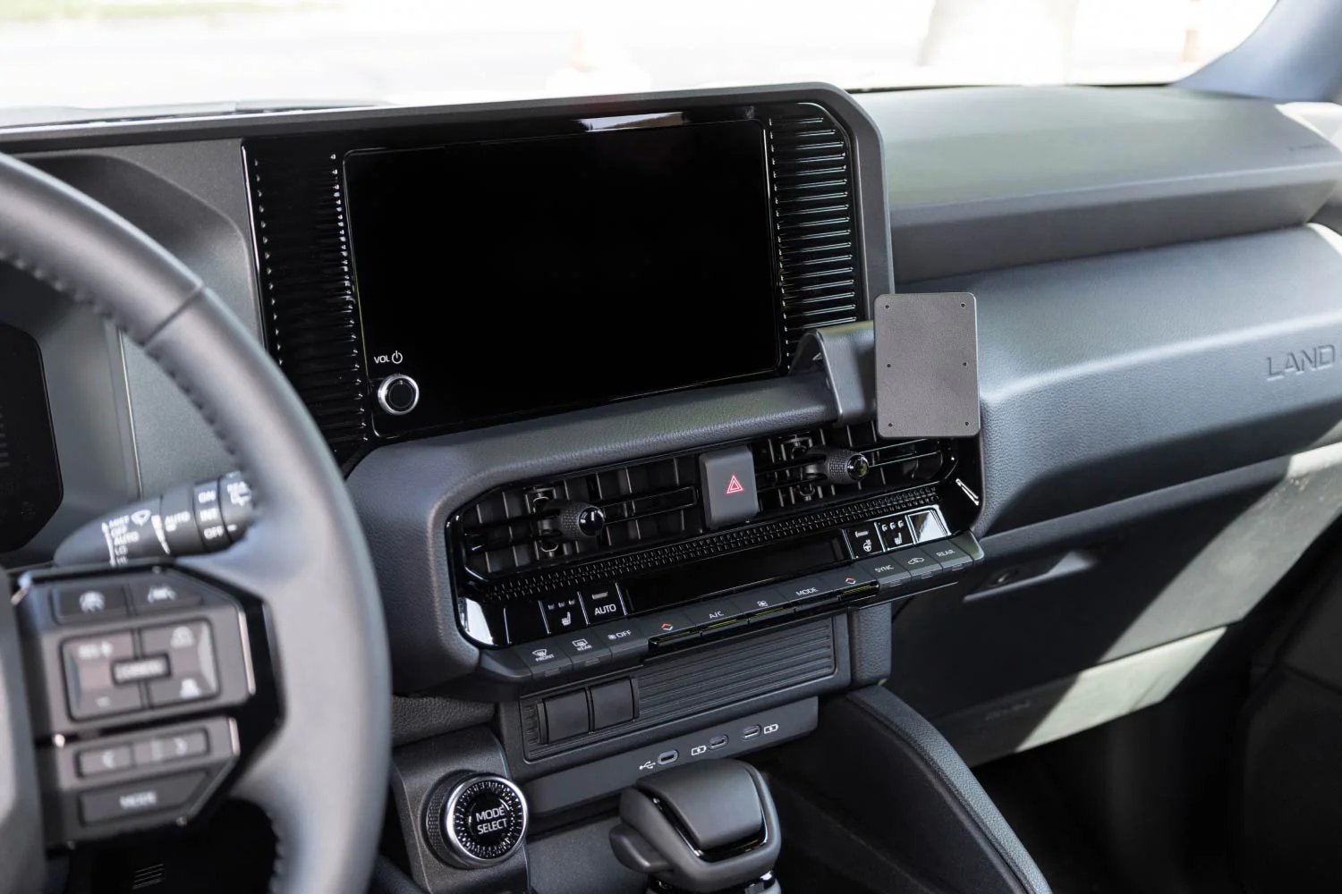 Toyota Land Cruiser Angled Dash Mount - Image 2