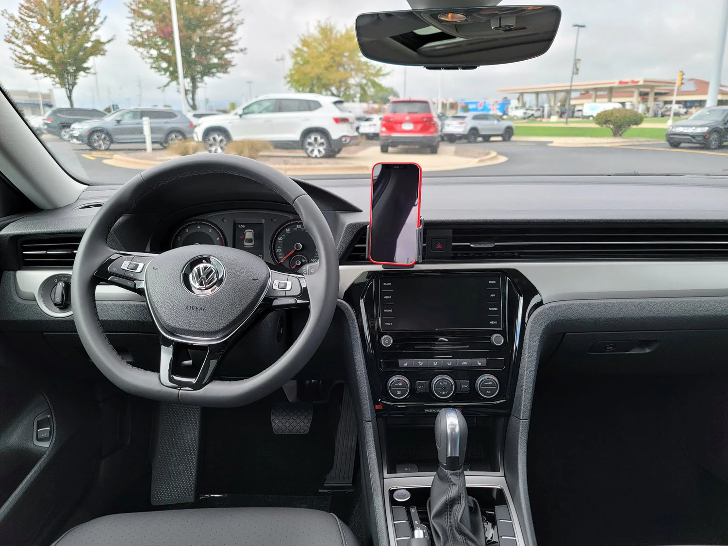 Center Dash Mount for VW Passat - Image 2